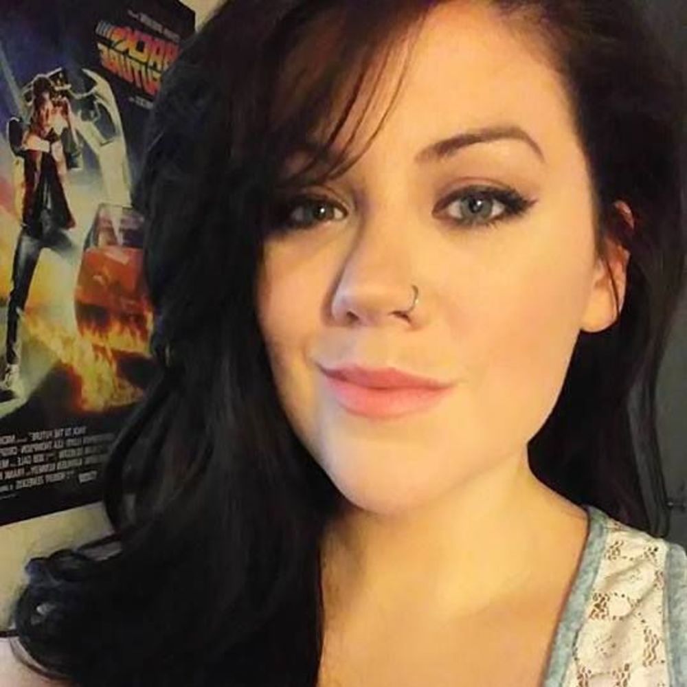 Meet your Posher, Amanda